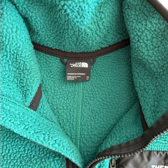 The North Face Women's Bay Break Retro Fleece Full-Zip Jacket Evergreen XS - Picture 3 of 7